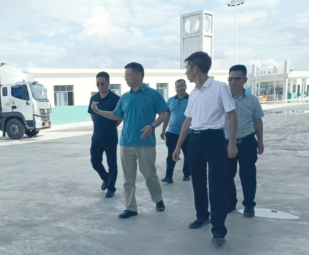 红河州动物卫生监督所所长李德林等一行领导莅临蒙自市畜禽屠宰加工冷链物流园区参观调研